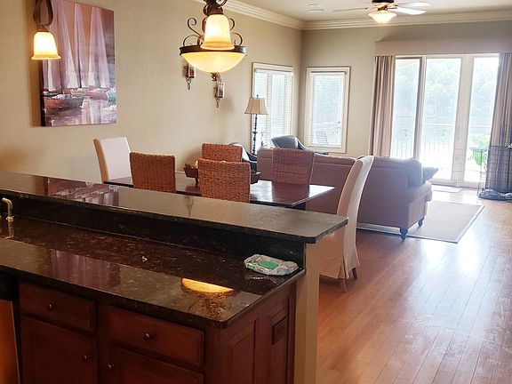 5th image of 395 Sunset Point Dr #403-II