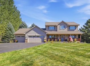 20365 Lake Ridge Dr, Prior Lake, MN 55372
