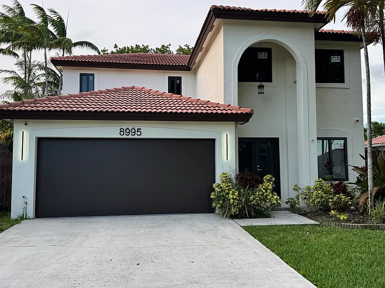 8995 SW 213th St — Photo 1