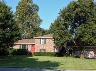 1079 Secretariat Dr E, Danville, KY 40422
