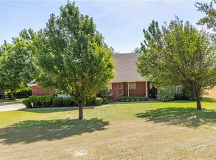 180 Edward Farris Rd, Weatherford, TX 76085