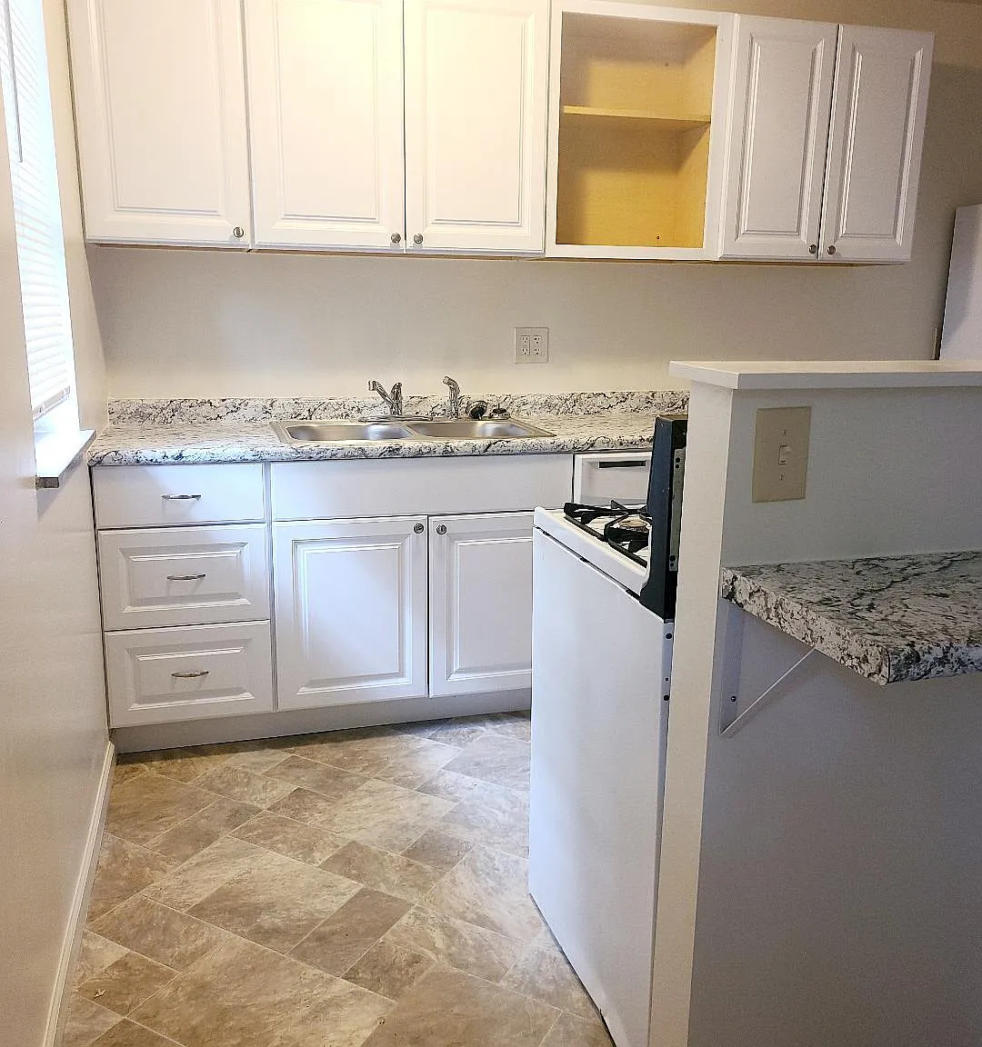 Leesburg Lane Apartments LLC — Photo 3