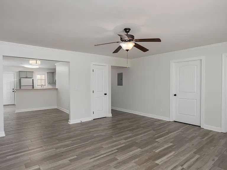 The Oakley at Deerfield — Photo 5