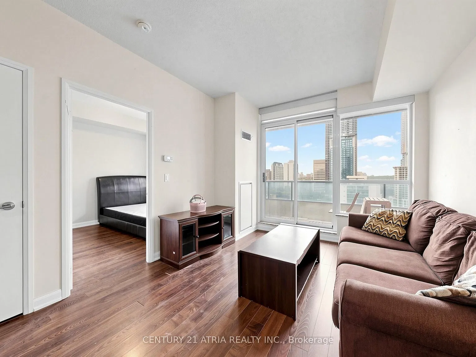 2 bed, $2,375 — Photo 4