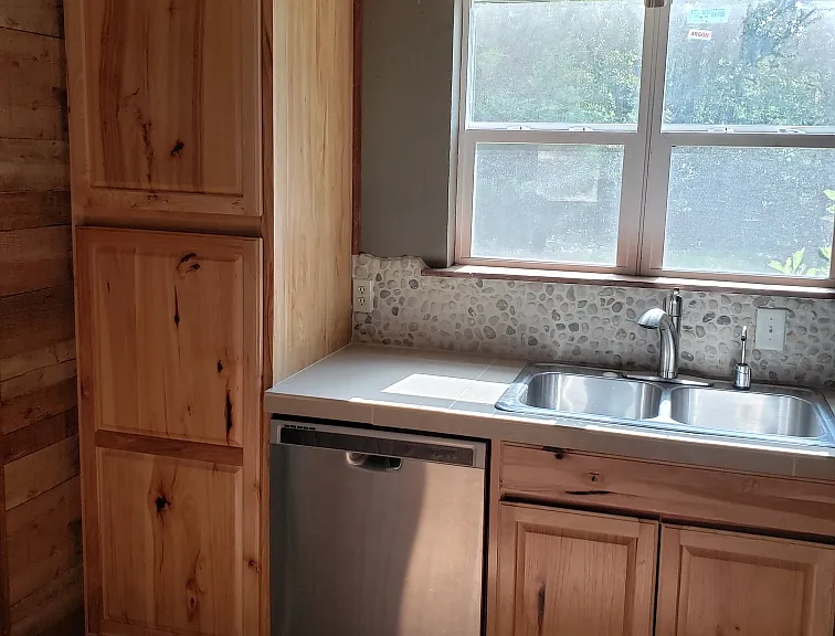 8851 Private Road 5204 — Photo 3