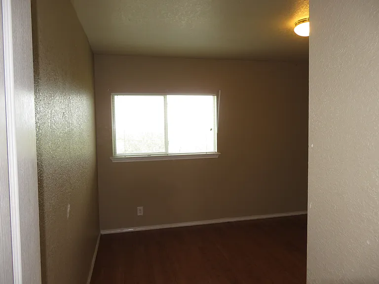 5563 Spring Walk — Photo 20
