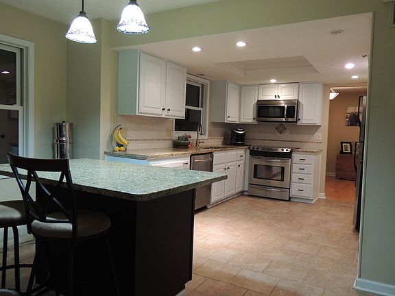 3rd image of 3899 Frostwood Dr