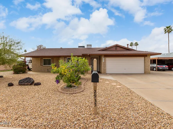 2935 W ACOMA Drive, Phoenix, AZ 85053