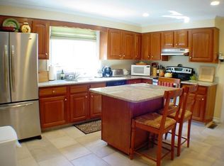 15 Hundreds Rd, Westborough, MA 01581