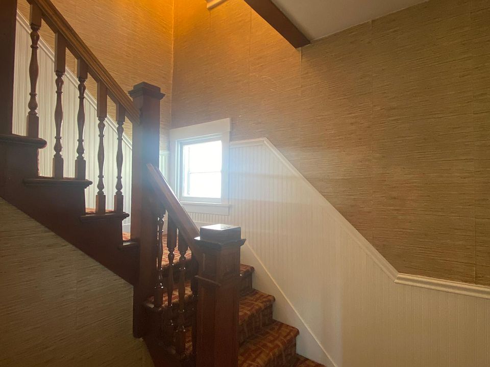Entry way mud room and staircase