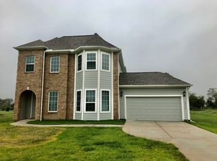 1050 Lakeland Cir, Rosharon, TX 77583