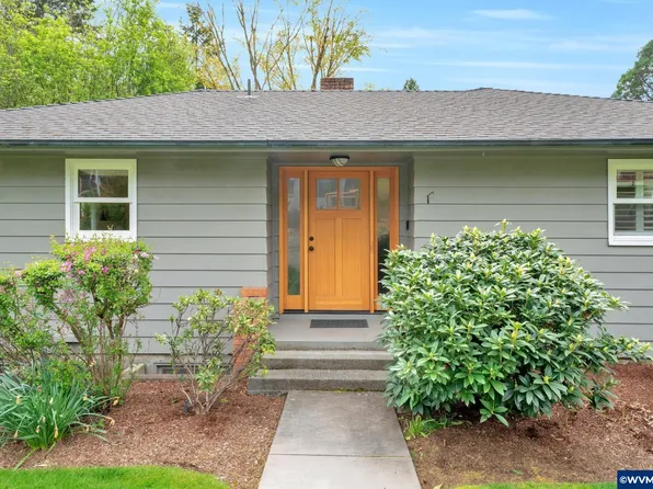 1515 NW Hillcrest Dr, Corvallis, OR 97330