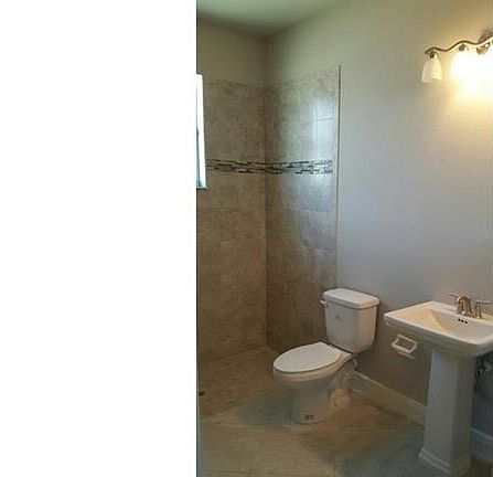 5th image of 3013 SW 11th Pl