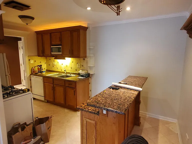 8905 Knight Ave #203 — Photo 4