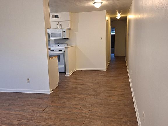 4th image of 3703 Spottswood Ave