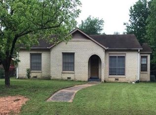 403 Melba Ave, Gladewater, TX 75647