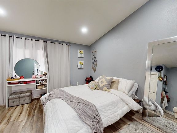 4th image of 3939 Central Ave Space 6