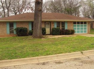 1213 Independence Dr, Longview, TX 75604