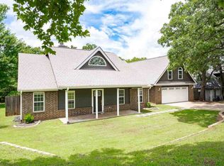 1724 Hidden Oaks Dr, Stillwater, OK 74074