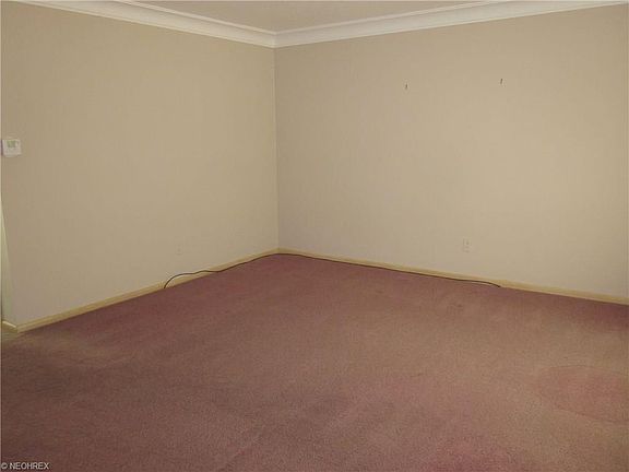 3rd image of 4614 Memphis Villas S