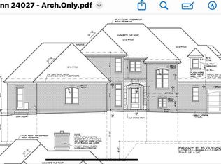 11520 Cambridge Rd, Leawood, KS 66211