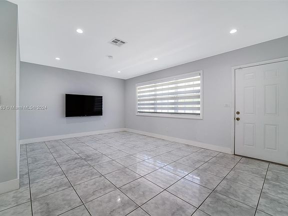 4th image of 5300 NW 183rd St