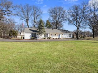 3520 W 93rd St, Leawood, KS 66206