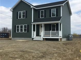 32 Hospital Rd, Riverside, RI 02915