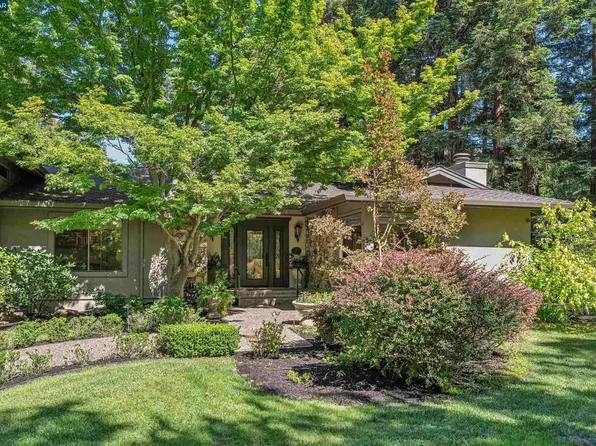 39 Comistas Ct, Walnut Creek, CA 94598