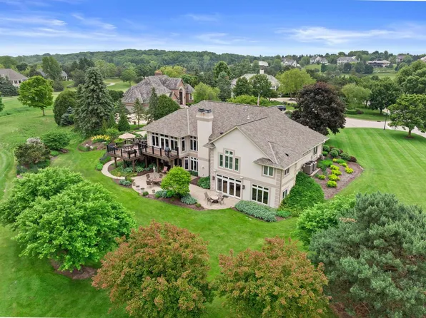 1800 Balsam COURT, Hartland, WI 53029