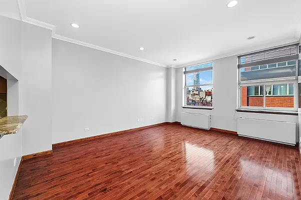 Rented by REAL New York | media 17