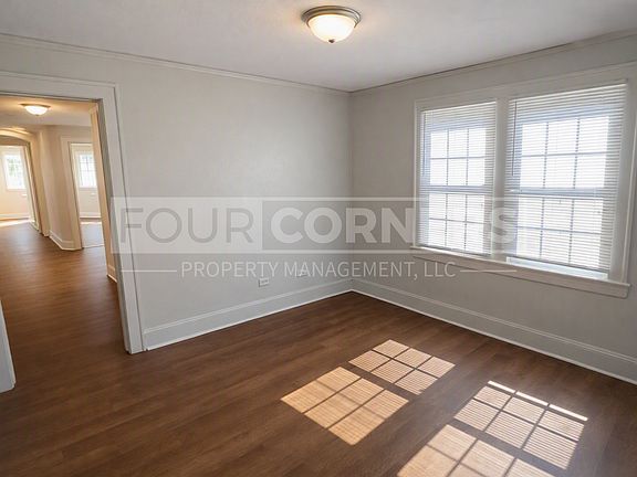 5th image of 1007 S Main St Unit 12