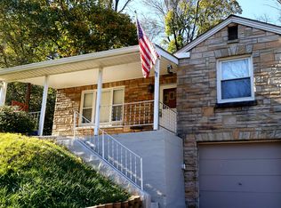 121 N Sporting Hill Rd, Mechanicsburg, PA 17050