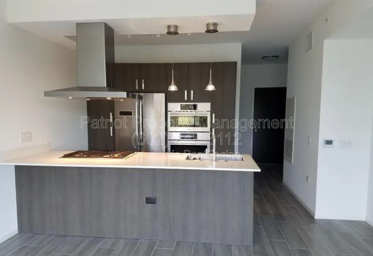 Building Photo - 7120 E Kierland Blvd #209