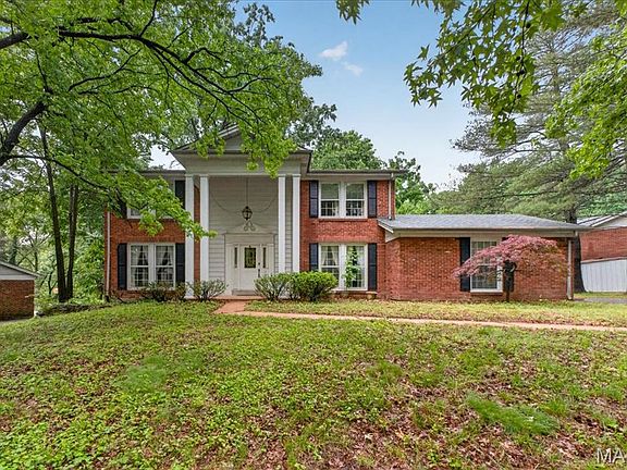 2nd image of 315 Portico Dr