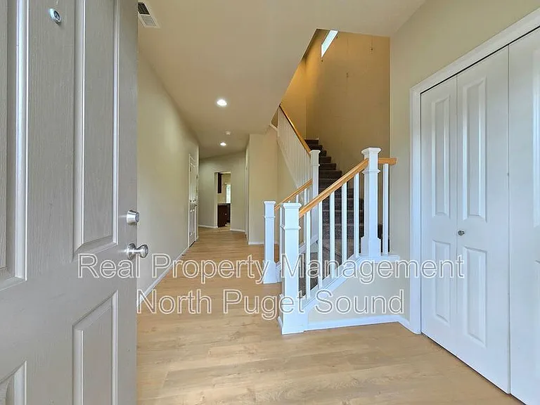 7620 13th St SE — Photo 3