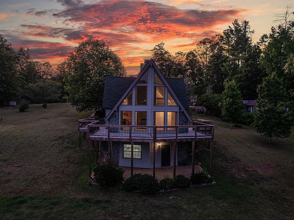 1st image of 122 Fawn Ct SE