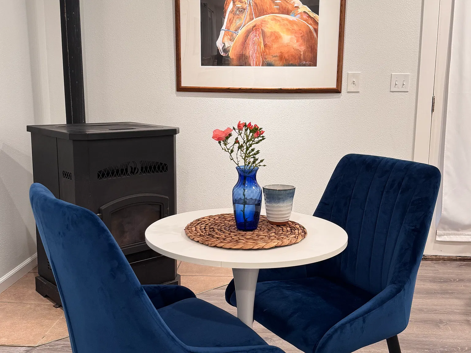 1 bed, 1000 sqft, $1,945 — Photo 4