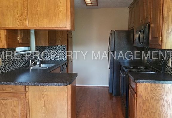 4th image of 516 Berkshire Ct