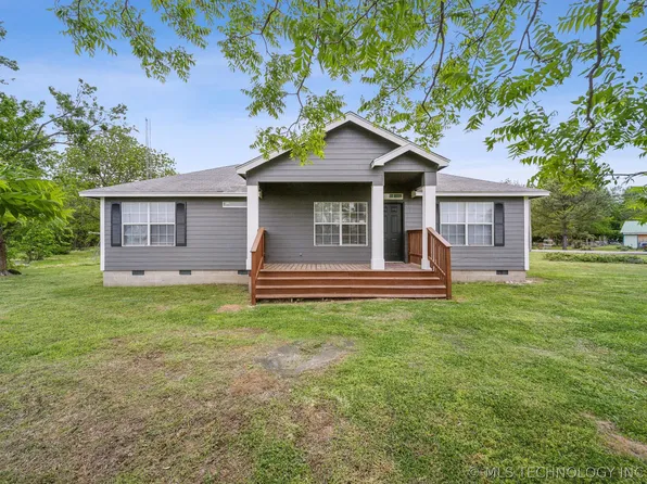300 S Wagoner Ave, Wagoner, OK 74467