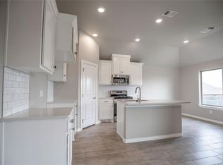 3908 Lynne Ave, Edmond, OK 73012