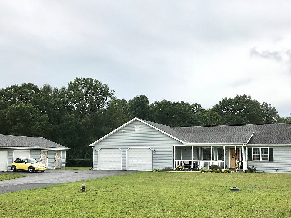 2nd image of 109 Deerview Dr