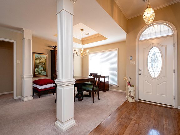 3rd image of 7316 Deer Meadows Ct