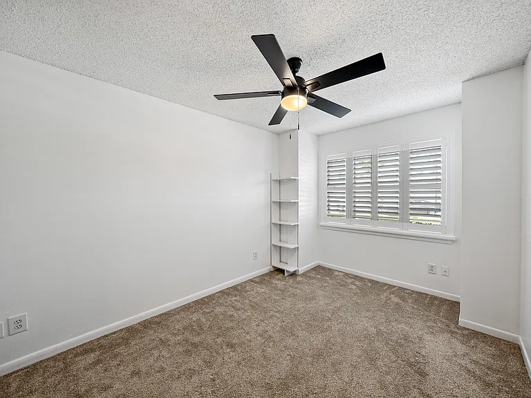 607 S Westland Ave #17 — Photo 17
