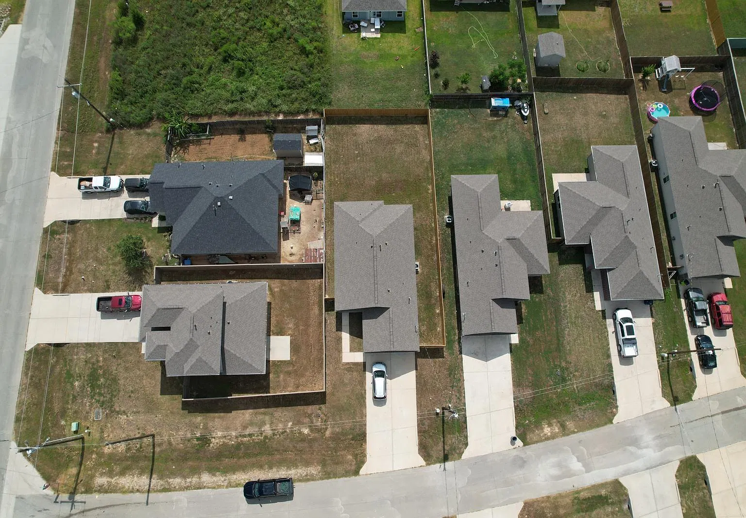 3 bed, 2.0 bath, 1140 sqft, $1,550 — Photo 3