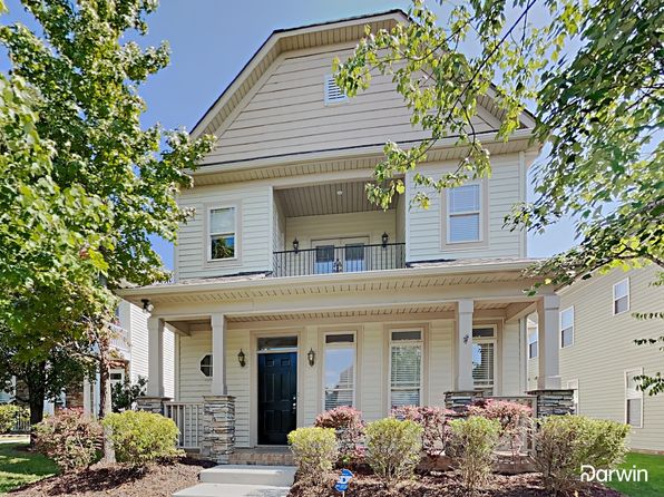 3048 Ivy Brook Pl