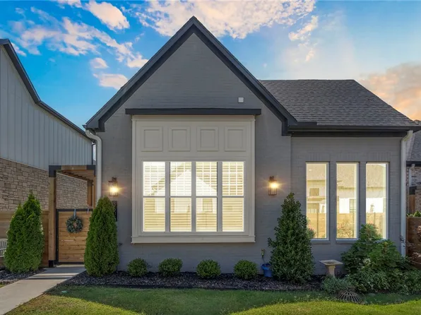 3505 SW Awakening Ave, Bentonville, AR 72713