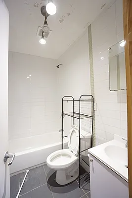 Rented by Rennit Inc. | media 27