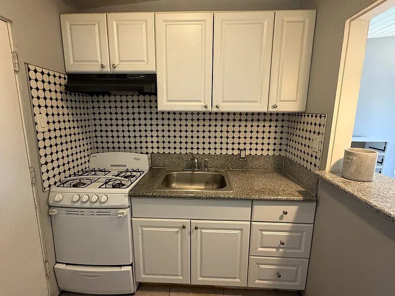 832 Riverside Pl #1 — Photo 3