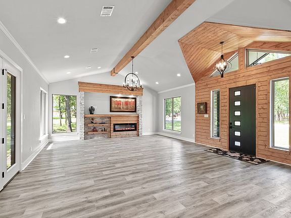 2nd image of 177 Saint Andrews Dr